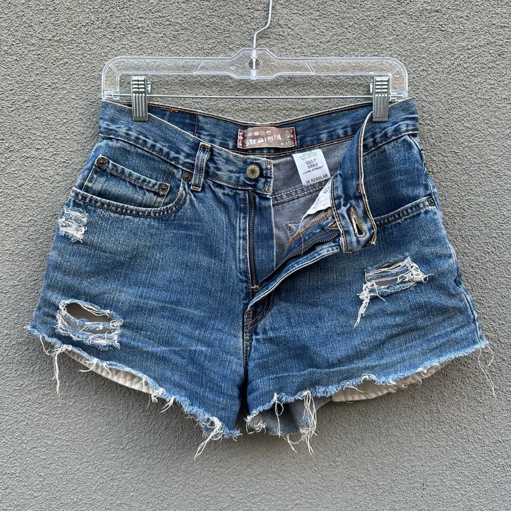 Vintage Levi’s 569 Cutoff Shorts 16 Regular / Size 28
